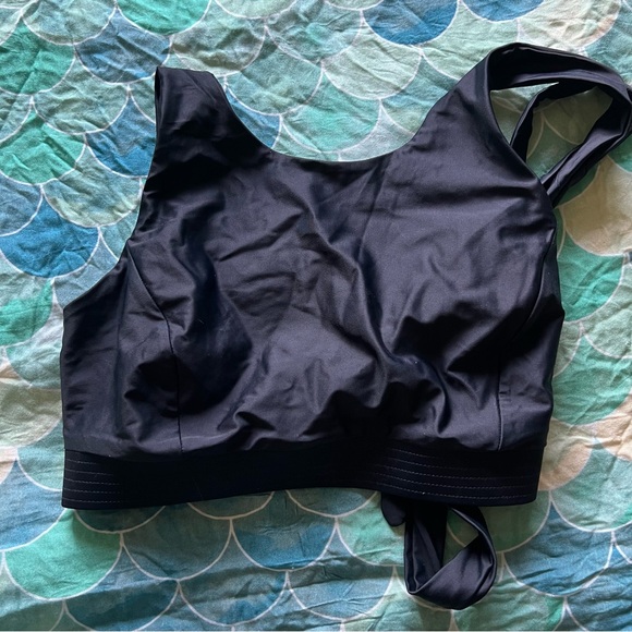 Wild Isles Other - Wild Isles Zoe Top in Black 4X